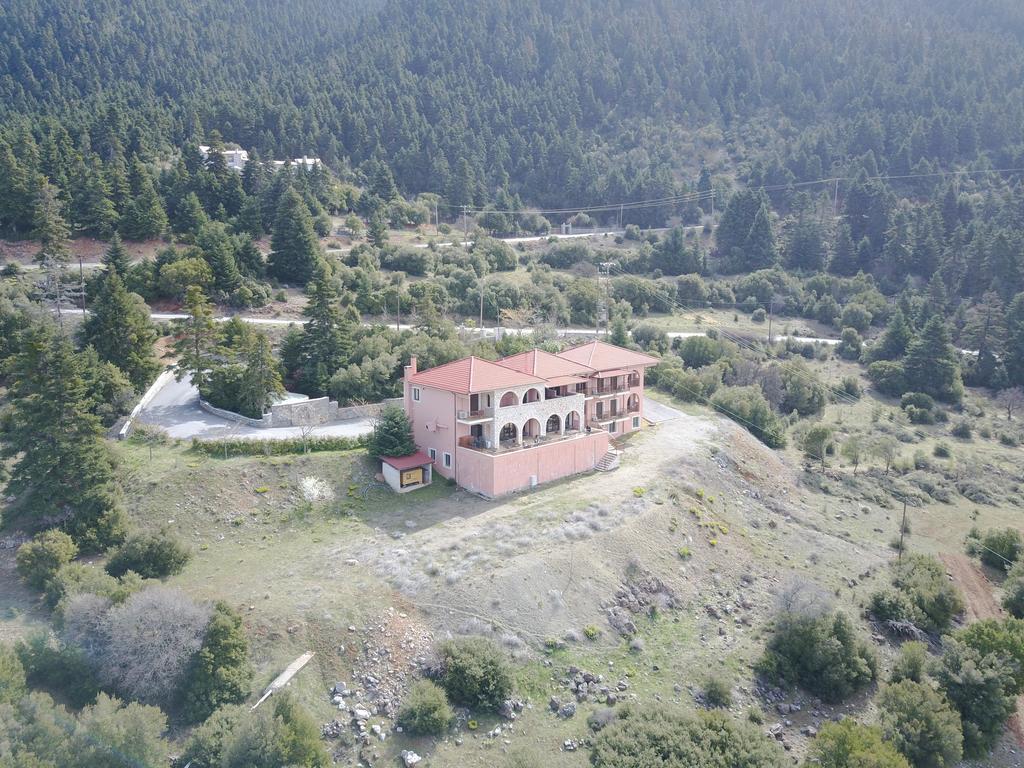Vytina Mountain View Hotel Bagian luar foto