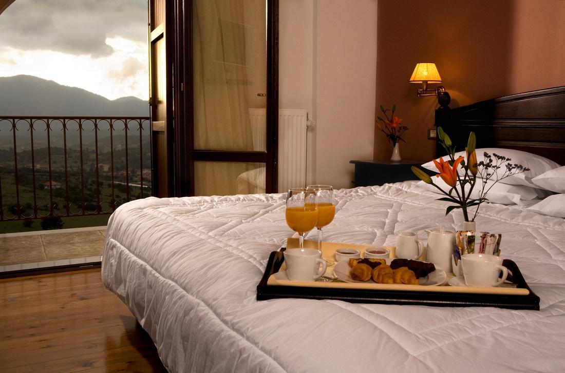 Vytina Mountain View Hotel Bagian luar foto